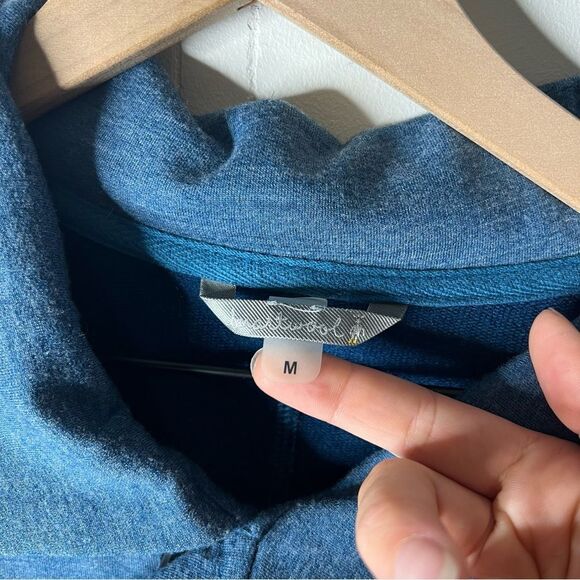 Smartwool woman’s size Medium Blue Wool Blend jacket Magnetic Cowl Neck - Picture 4 of 10